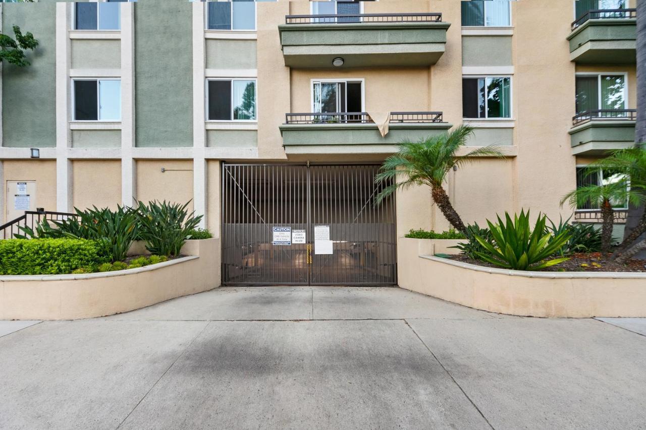 Beverly Hills 2 Bed 2 Bath Penthouse With Den And Parking 414 Los Angeles Zewnętrze zdjęcie