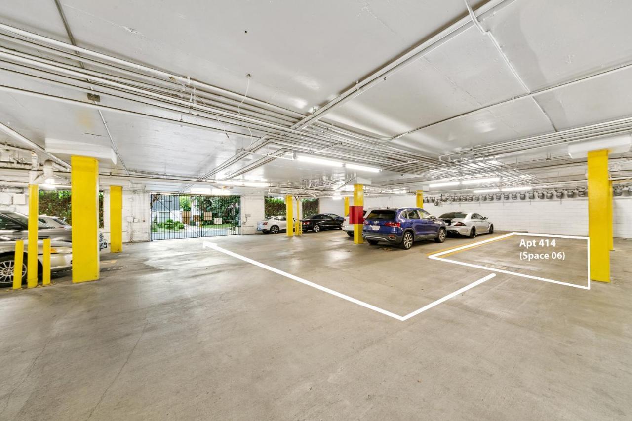 Beverly Hills 2 Bed 2 Bath Penthouse With Den And Parking 414 Los Angeles Zewnętrze zdjęcie