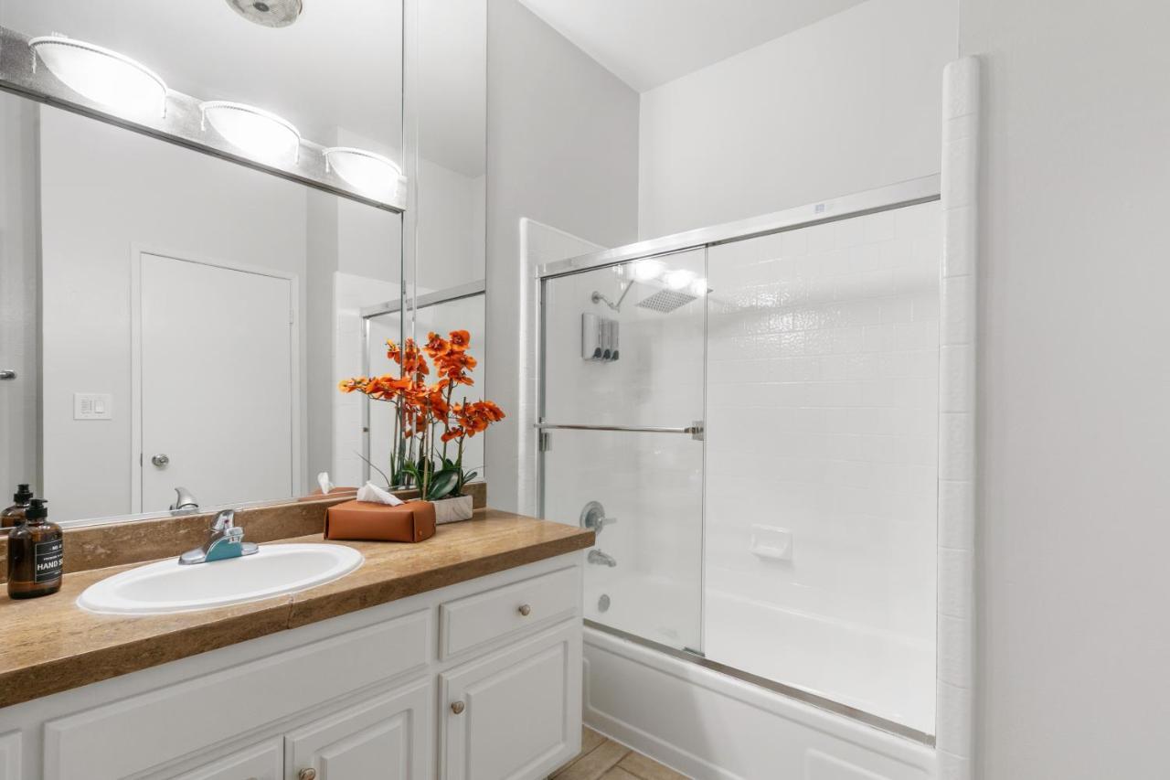 Beverly Hills 2 Bed 2 Bath Penthouse With Den And Parking 414 Los Angeles Zewnętrze zdjęcie