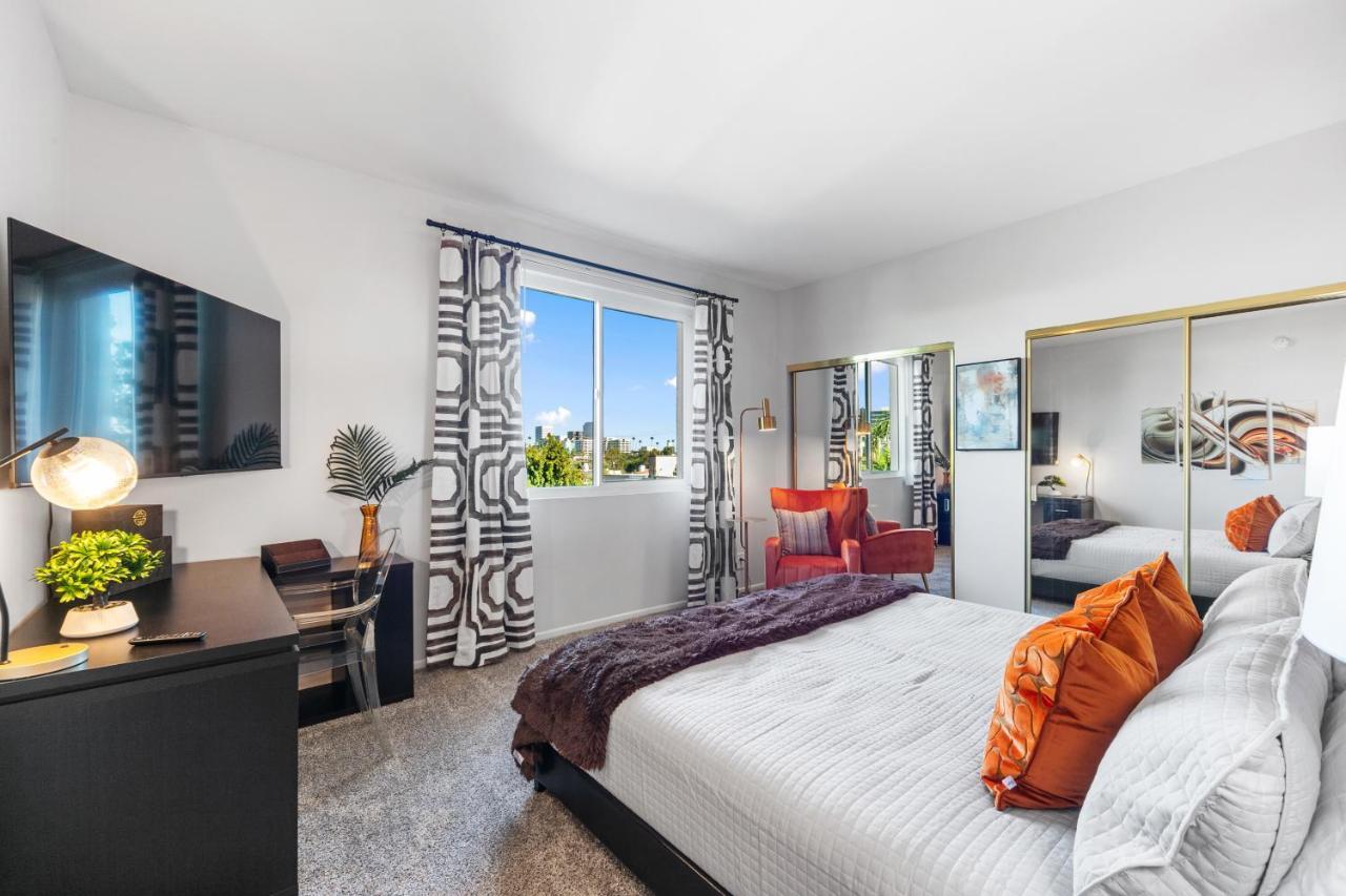Beverly Hills 2 Bed 2 Bath Penthouse With Den And Parking 414 Los Angeles Zewnętrze zdjęcie