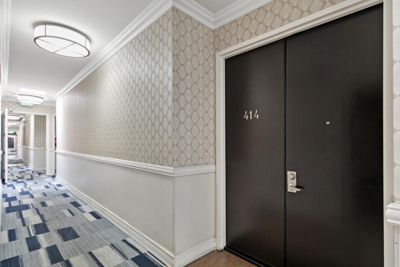 Beverly Hills 2 Bed 2 Bath Penthouse With Den And Parking 414 Los Angeles Zewnętrze zdjęcie
